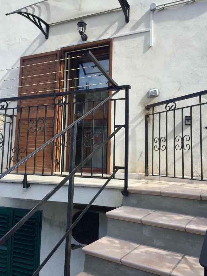 Da Francesca Villa Scilla Exterior photo